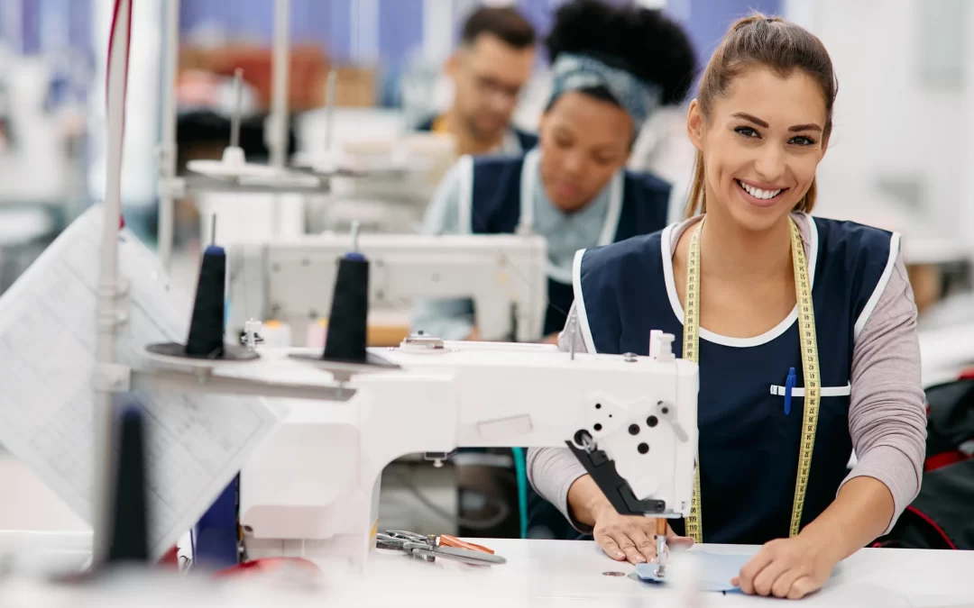 Mujeres en la manufactura salvadoreña: datos y desafíos
