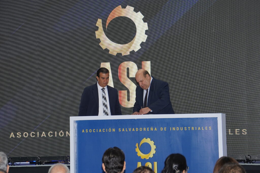 ¿Cuáles son los propósitos por los que nace el Consejo Industrial de El Salvador?