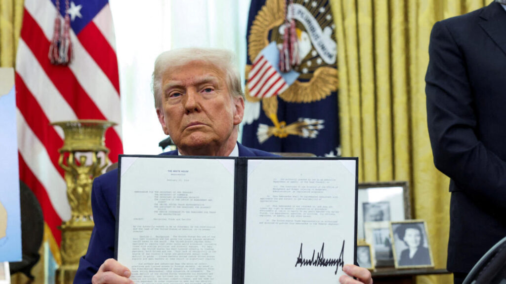 Trump impone avalancha de aranceles mundiales incluyendo a toda la Unión Europea y Latinoamérica, excepto México, Canadá y Rusia