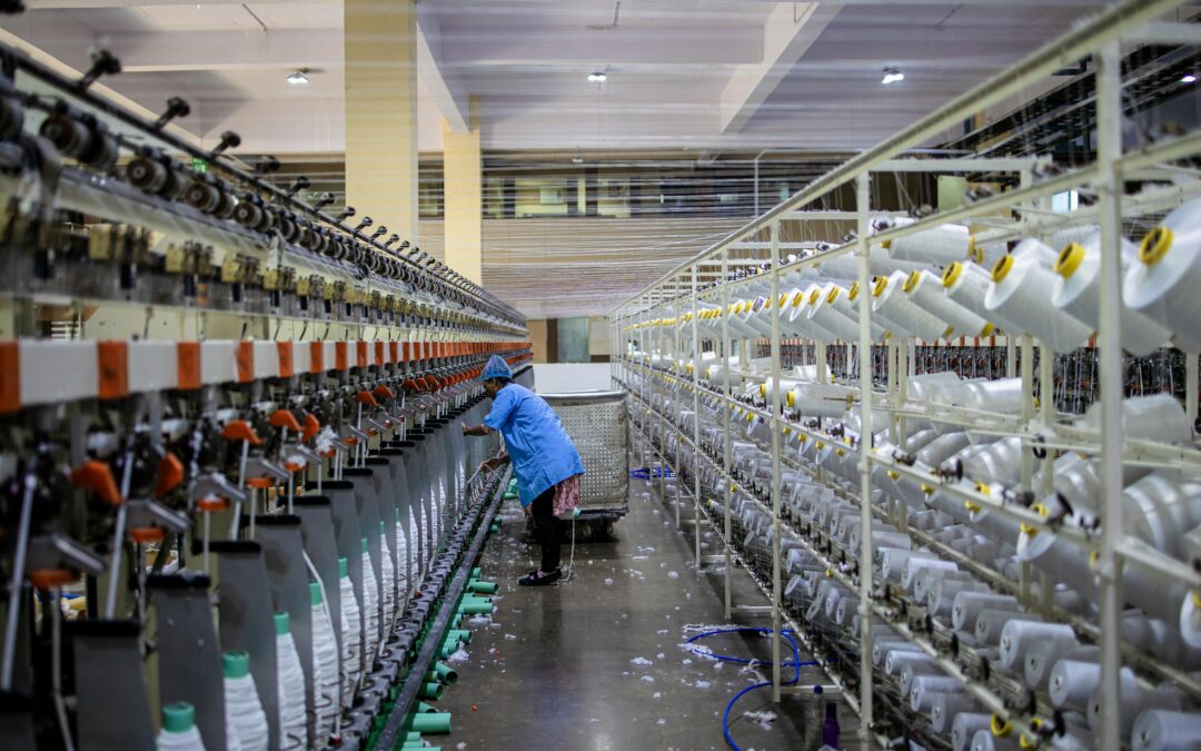 Sector textil salvadoreño consolida su liderazgo en empleo y exportaciones