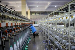 Sector textil salvadoreño consolida su liderazgo en empleo y exportaciones
