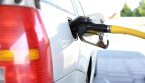 Precios de combustibles no cambiarán para segunda quincena de mayo 2025