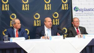 ASIPLASTIC y Embotelladora La Cascada se unen al Consejo Industrial de El Salvador
