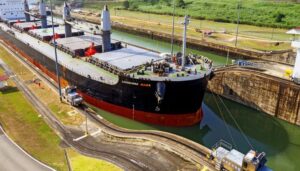 Canal de Panamá anuncia inversiones en diversas áreas