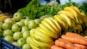 Datos del Banco Mundial prevén caída del 7% en precios de alimentos