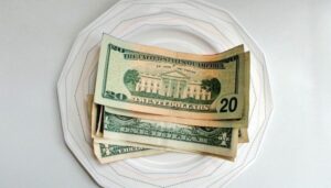 Sin impuestos a las propinas en Estados Unidos