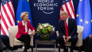 Acuerdo con Trump en prorrogar suspensión de aranceles a Unión Europea