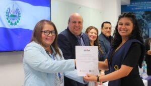 Programa de aprendizaje de ASI destaca con su formación dual