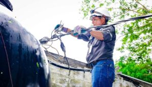 8,735 familias se verán beneficiadas con proyecto de electricidad