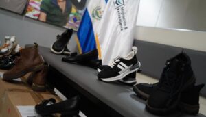 ADOC donó 3.000 pares de zapatos para personas retornadas en El Salvador