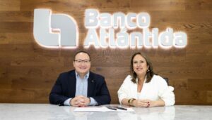 Acuerdo entre Banco Atlántida y el BID fortalecerá a empresas exportadoras de El Salvador