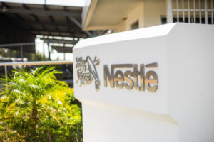 Nestlé Panamá toma medidas en la producción de leche evaporada IDEAL por cambios en el mercado
