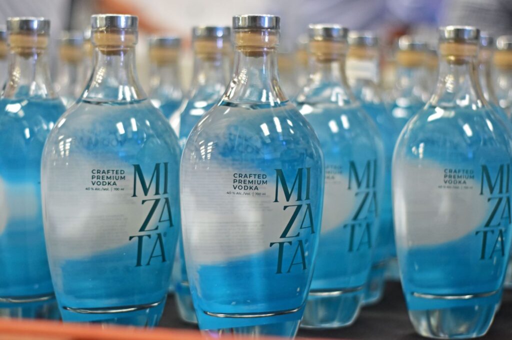 DISAL lanza “Mizata”, el Vodka oficial de Surf City