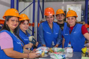 Walmart participó en una jornada de voluntariado de donación de alimentos