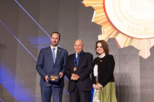 Juán José Gutierrez, presidente Chairman de CMI Alimentos fue reconocido por Industrial Distinguido 2025