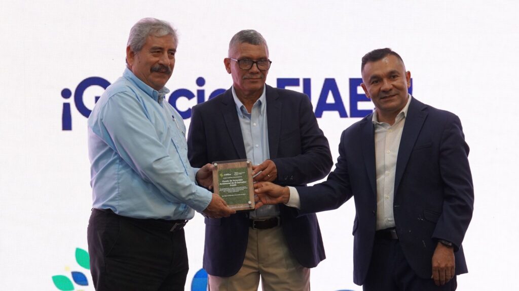 FIAES recibió reconocimiento por su labor a favor de la sostenibilidad y naturaleza