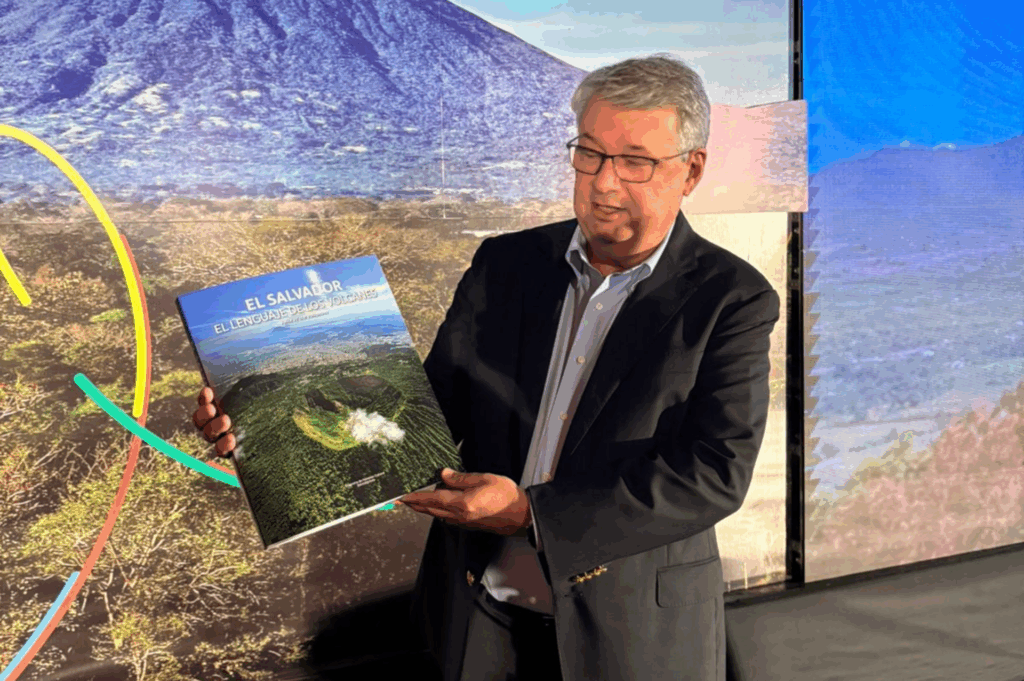 Banco Agrícola lanza nueva edición de “El Salvador, Rincón Mágico”
