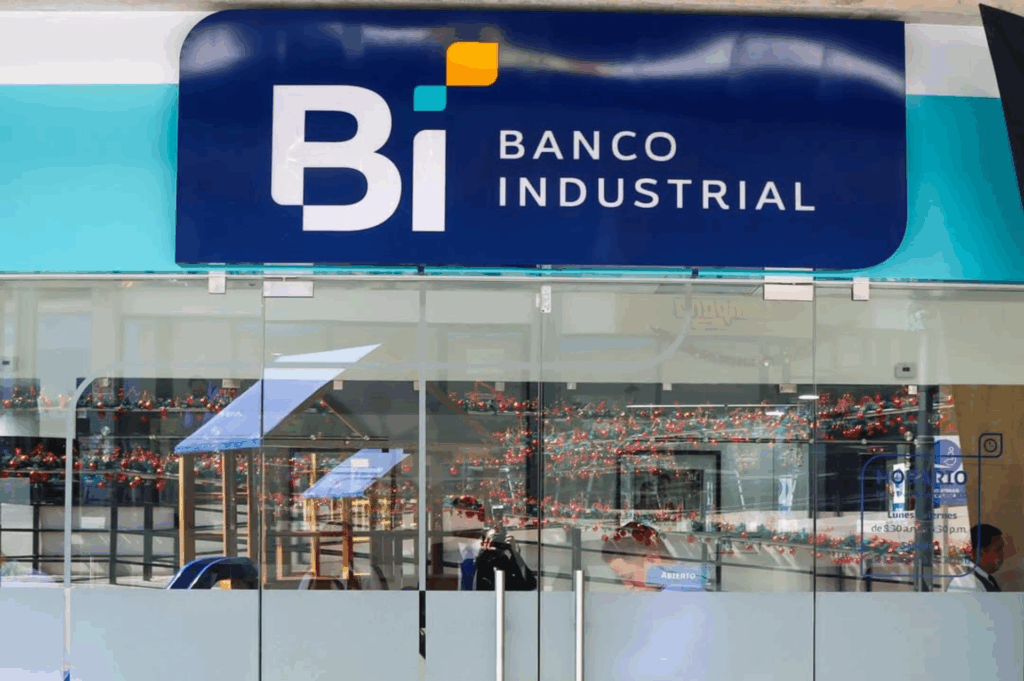 Banco Industrial abrió agencia en Zacatecoluca