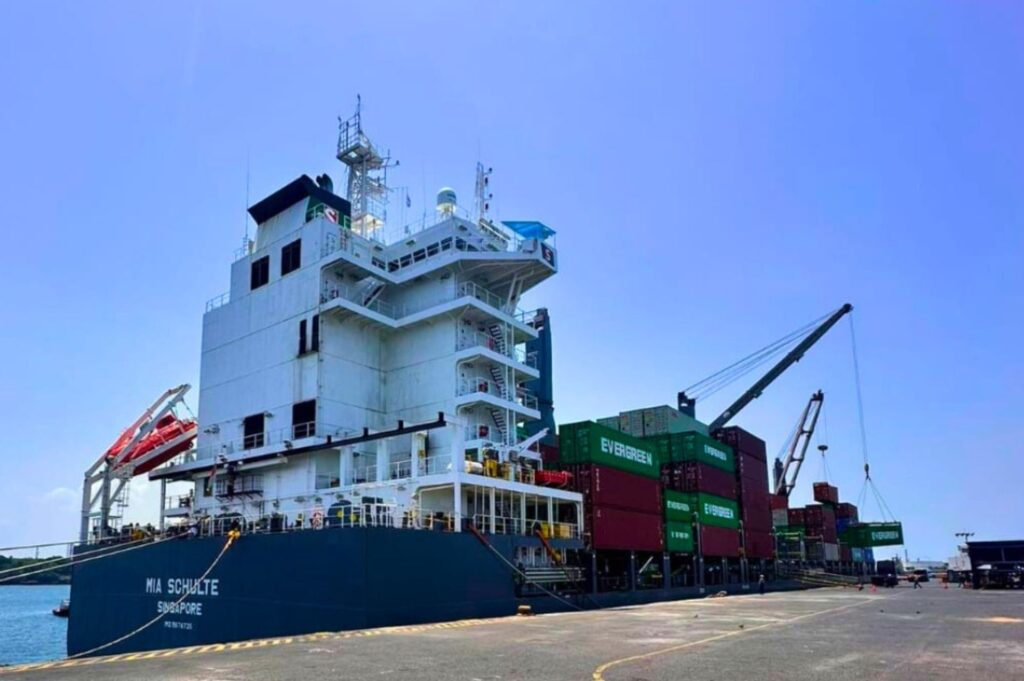 El Salvador llegó a un acuerdo comercial recíproco con Estados Unidos