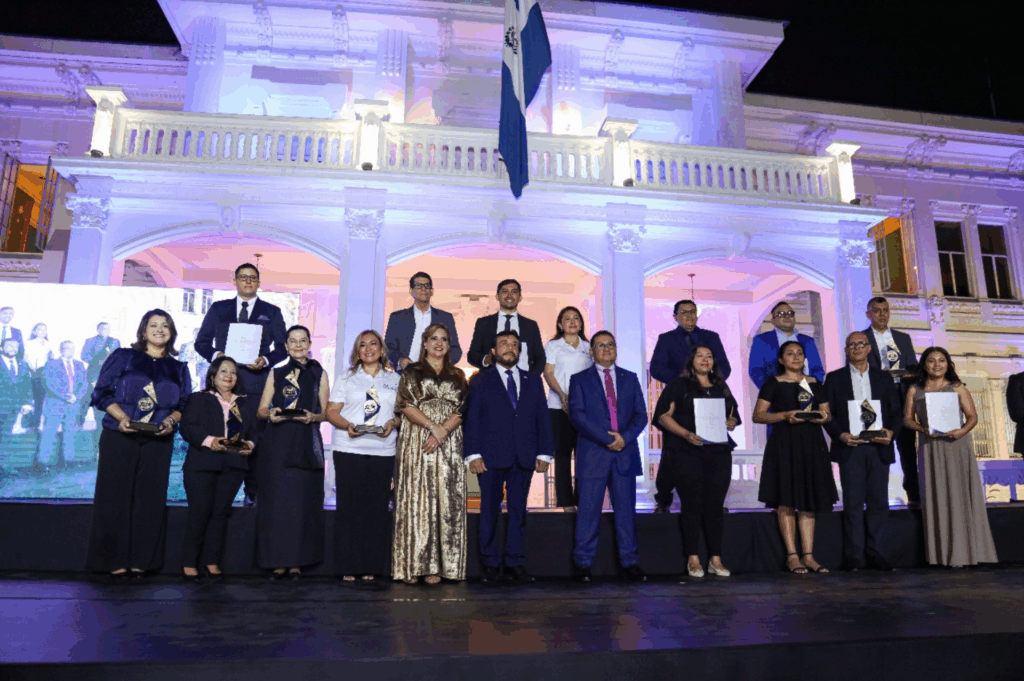 Nauterra recibió por cuarto año consecutivo el Premio Nacional al trabajo Decente