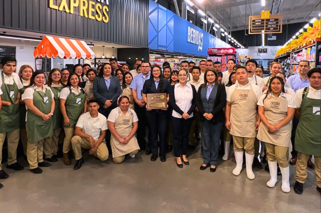 Súper Selectos abre su tienda número 120