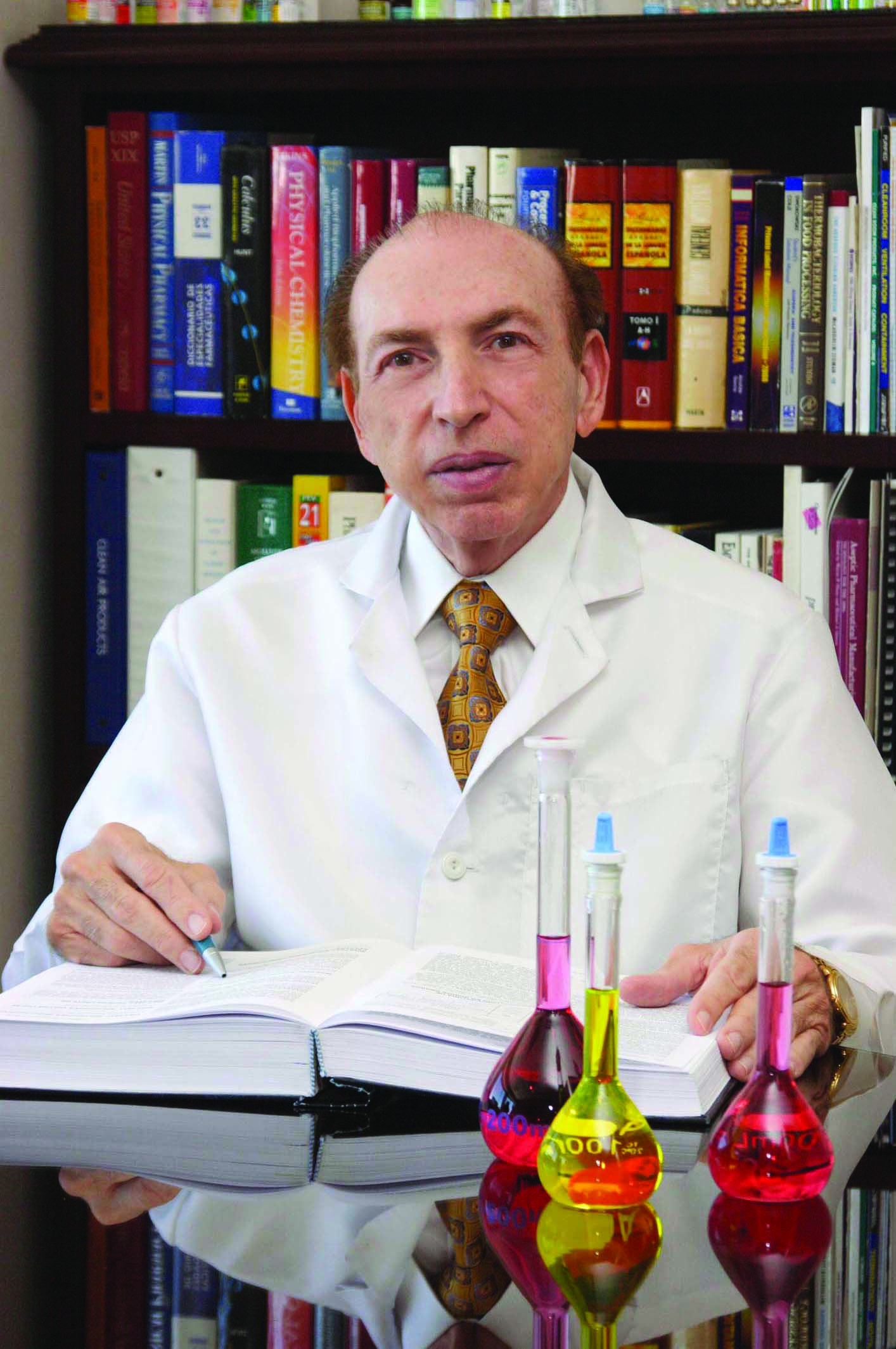 La industria salvadoreña está de luto: fallece el Dr. Víctor Jorge Saca, fundador de Laboratorios VIJOSA