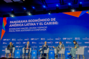 Política fiscal de El Salvador se ha estado centrado en tres principales aspectos