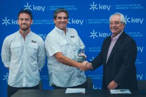 Key Institute firman alianza con Almacenes Vidri