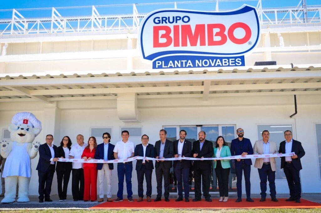 Grupo Bimbo inauguró su planta NOVABES en El Salvador, con la cual brindarán muchos empleos a los salvadoreños.