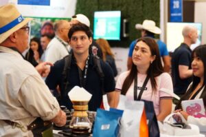 FIAES participó en el Producer Roaster Forum 2026