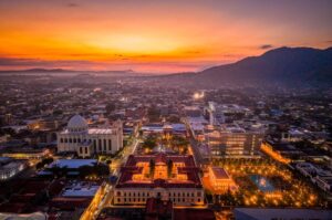 Crecimiento económico de El Salvador podría estar entre 3 y 3.5% en 2026, según BCR