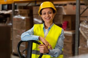 221,605 mujeres trabajan en actividades relacionadas a la industria manufacturera