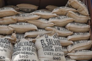 Acuerdo comercial entre El Salvador y Bolivia fortalecería exportaciones salvadoreñas