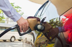Abril registra nuevo aumento en los precios de los combustibles