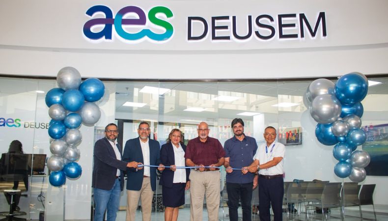 AES inaugura nueva oficina comercial en Usulután