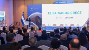“El Salvador Crece”, iniciativa que busca fomentar las inversiones y dinamizar la economía