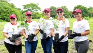 BAC y Fundación Naturaleza desarrollaron jornada de reforestación en El Salvador