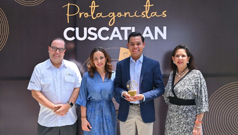 Banco Cuscatlán brindó reconocimientos “Protagonistas CUSCATÁN 2026” Banco Cuscatlán sigue brindando reconocimientos a aquellos que hacen de procesos internos verdaderas experiencias con los clientes.