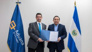 Walmart recibe la certificación como Operador Confiable en El Salvador