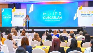 Cerca de 300 participantes estuvieron en el Congreso Mujer Cuscatlán