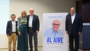 ASI es escenario y parte del lanzamiento del libro “Al Aire” de Ricardo Rivas